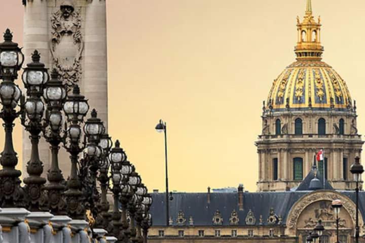 Appartement Paris 7Eme Invalides/ Tour Eiffel 1Er Etage Exteriör bild